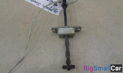 Ограничитель двери задней от Suzuki Escudo 2005-2017 - купить Аксае