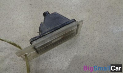 Фонарь подсветки номера от Volvo XC70 2000-2007