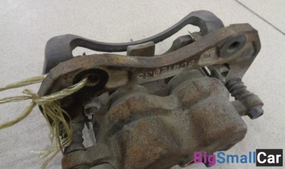 Суппорт передний левый от Hyundai Santa Fe Classic SM 2000-2012 - купить Аксае