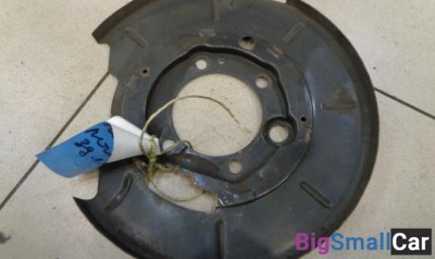 Пыльник тормозного диска задний левый от Lincoln Navigator 2002-2006 - купить Аксае