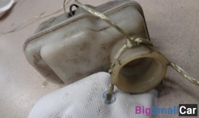 Бачок главного тормозного цилиндра от Kia Sorento 2002-2009 - купить Аксае