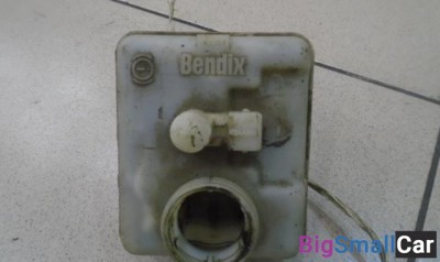 Бачок главного тормозного цилиндра от Peugeot 406 1995-2005 - купить Аксае