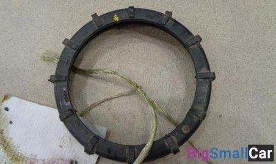 Гайка крепления топливного насоса от Volkswagen Jetta 4 1998-2005 - купить Аксае