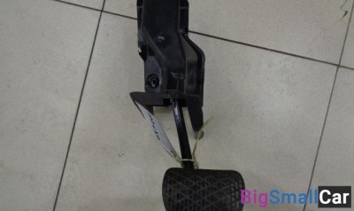 Педаль тормоза от Mercedes-Benz S-Class W220 1998-2005 - купить Аксае