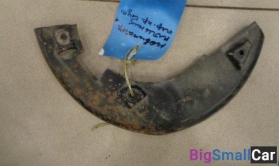 Пыльник тормозного диска передний правый от Lincoln Navigator 2002-2006 - купить Аксае