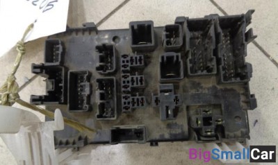 Блок предохранителей салонный от Pontiac Vibe 2002-2008 - купить Аксае