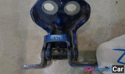 Петля двери задней правой нижняя от Ford Fusion 2002-2012 - купить Аксае