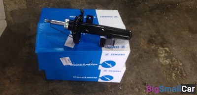 Стойки передние Mazda 3 bk