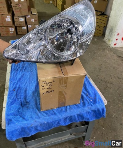 Фара левая Хонда Фит Honda Fit хром - купить Аксае