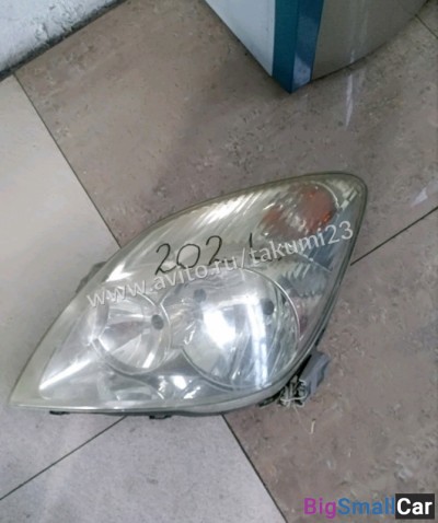 В наличии фара левая на Тойота Спасио - купить Аксае