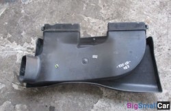 Кожух воздухозаборника (13 Подготовка и регулир. рабочей смеси) 13717798772