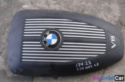 Декоративная крышка (13 Подготовка и регулир. рабочей смеси) 13717548904