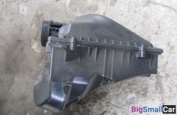 Корпус воздушного фильтра b57 (13 Подготовка и регулир. рабочей смеси) 13718620473