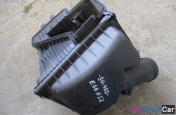 Корпус воздушного фильтра (13 Подготовка и регулир. рабочей смеси) 13717539194