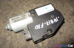 Моторчик люка (61 Общее э/оборудование автомобиля) 67617316535