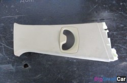 Обшивка стойки верхн. прав. (51 Оснащение Кузов) 51437245446