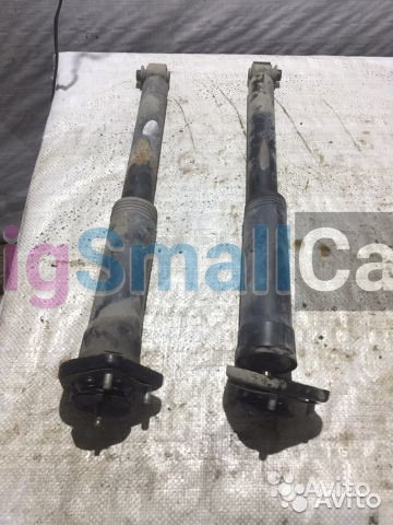 Задний амортизатор Range rover vogue 3 Задний амортизатор Range rover vogue 3